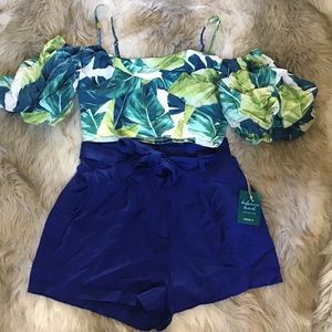 5 for $50 Leaf print outfit